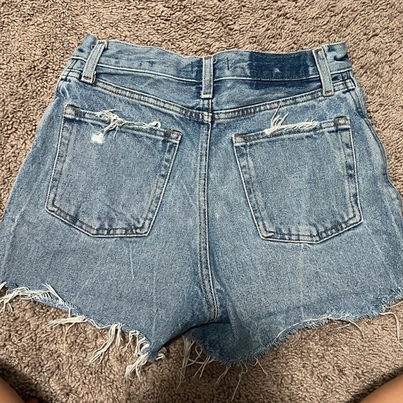 Abercrombie Natural Rise Shorts - Picture 2 of 3